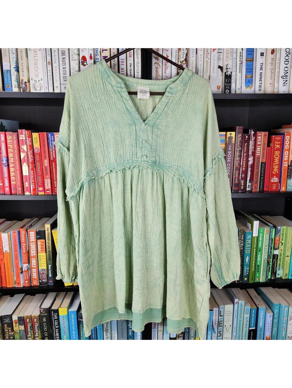 Fantastic Fawn Light Green Tunic Top Large